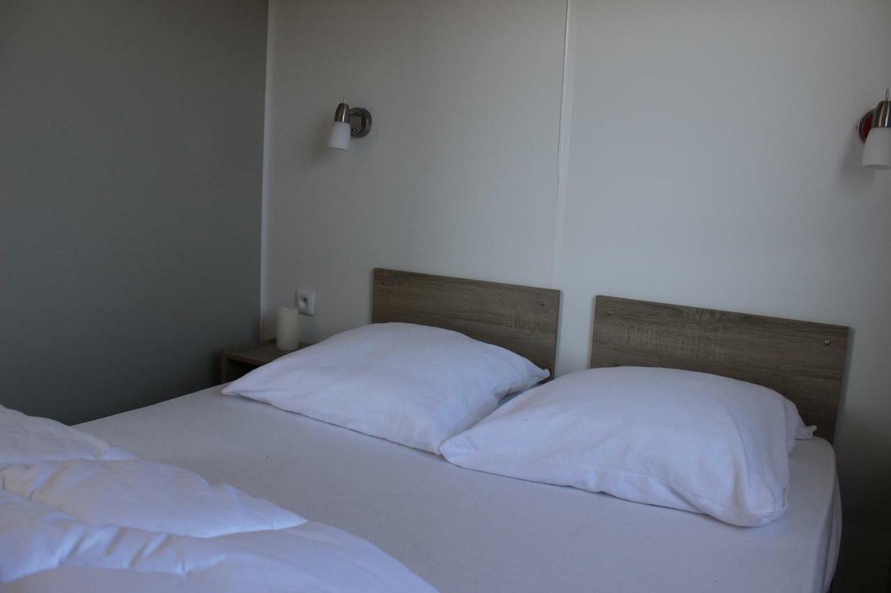 Caravan Middelkerke Hotel ภายนอก รูปภาพ